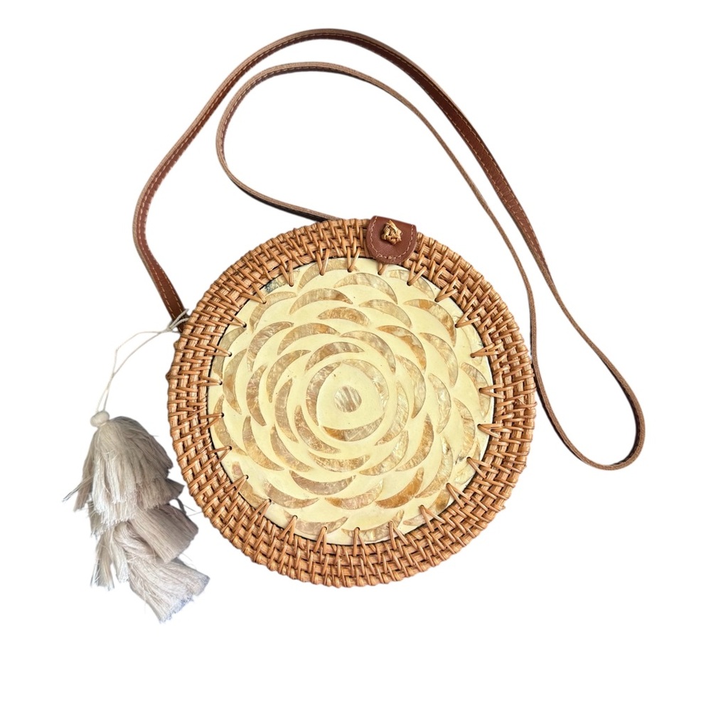 Handcrafted Round Bohemian Mother of Pearl Rattan Crossbody Bag